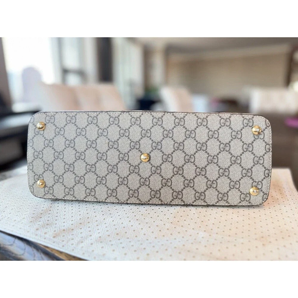 Authentic Gucci GG Supreme Tote Multicolor Pink Leather Top Handle Crossbody